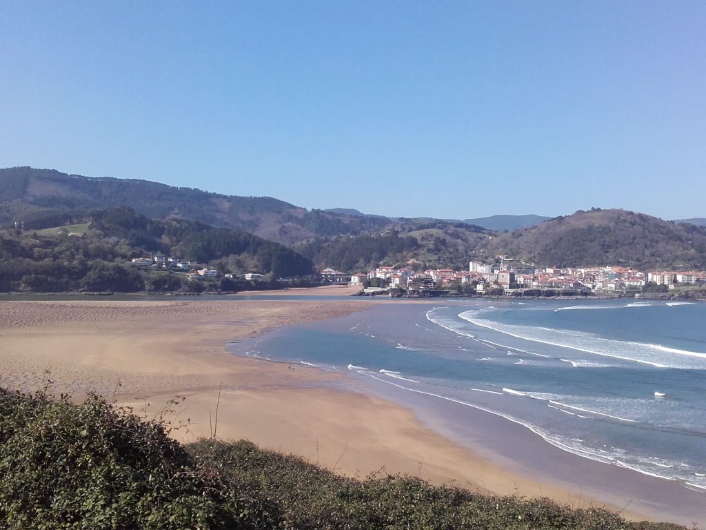 aste santuko oporrak